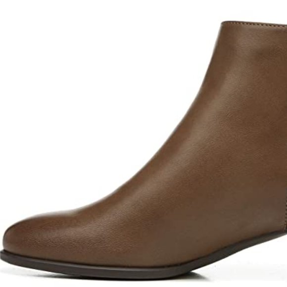 SOUL Naturalizer Women's Richy-Zip Ankle Boot, Banana Bread Brown - Picture 3 of 16